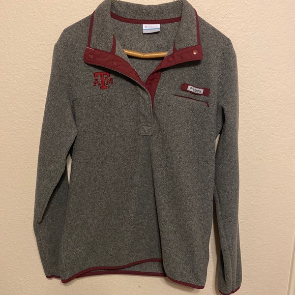 Columbia Tops - A&M Columbia Fleece Pullover